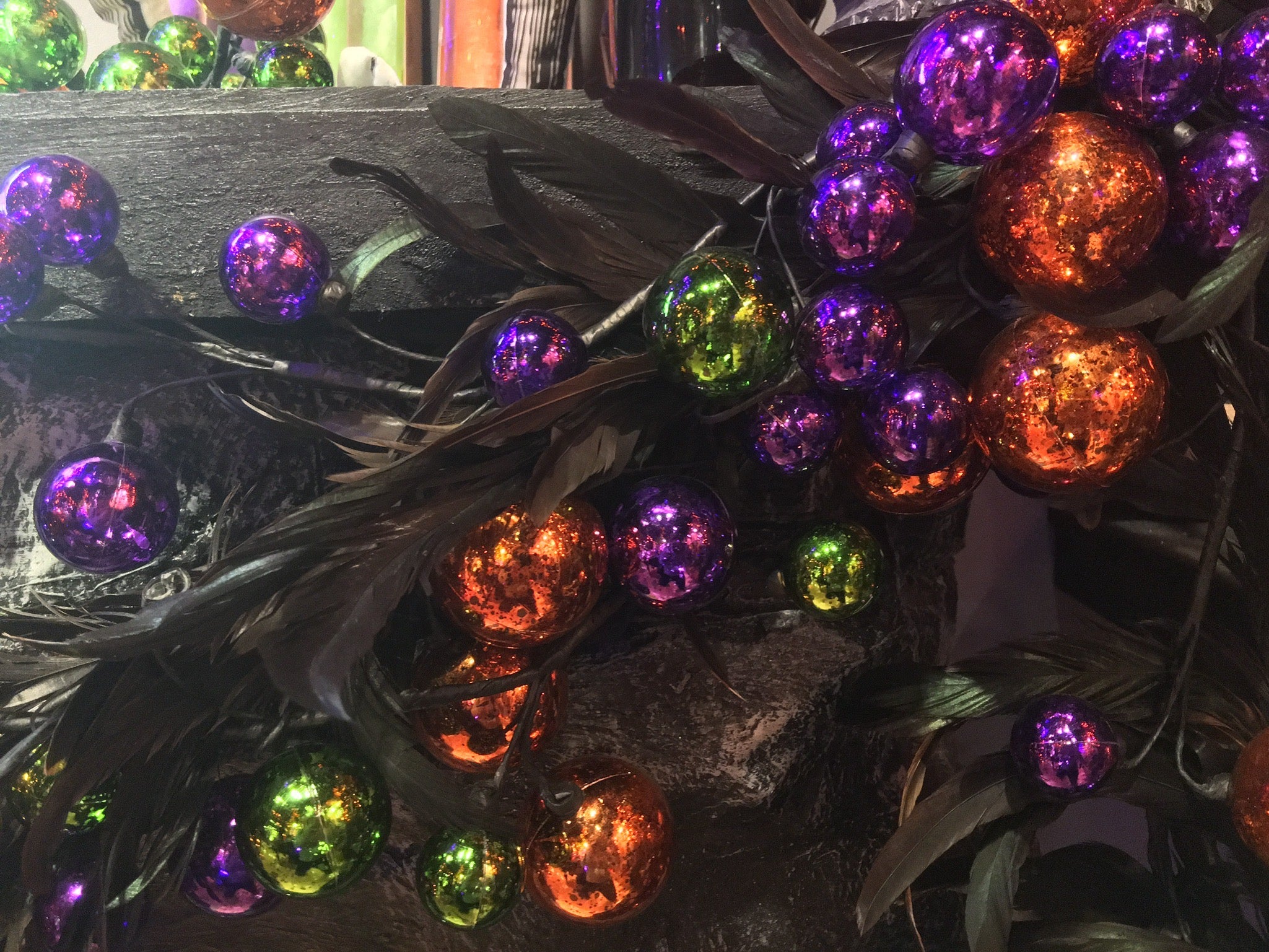 "Halloween Ball Garland, Large"